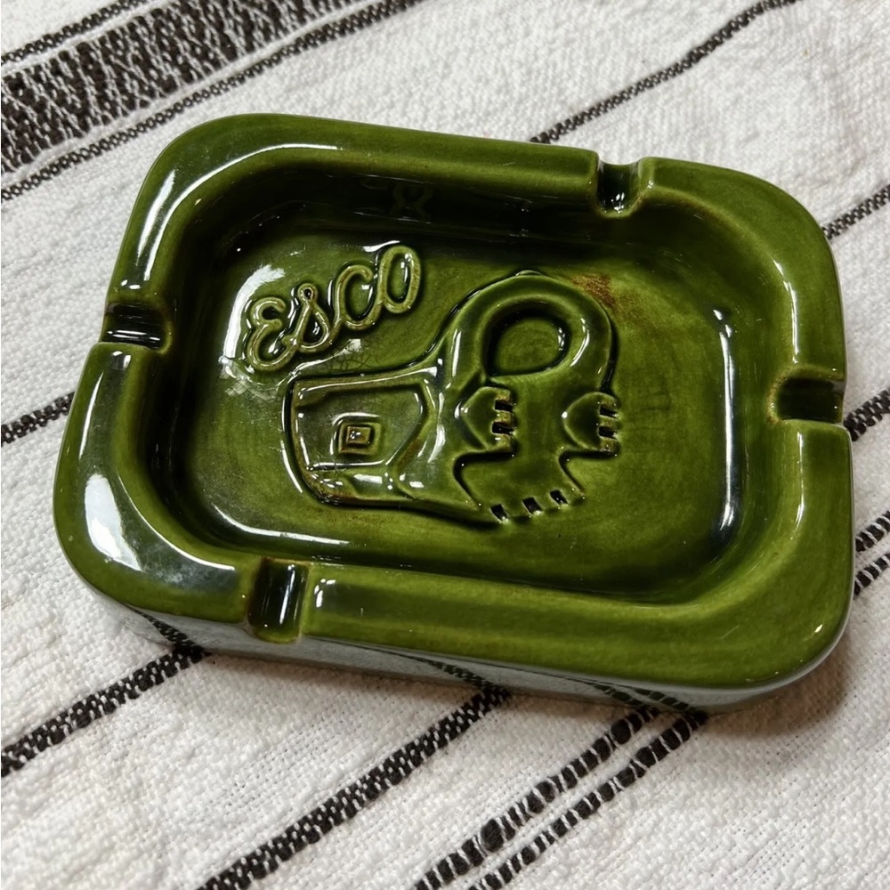 Vintage Mid Century Modern Avocado Green Esco Ashtray
